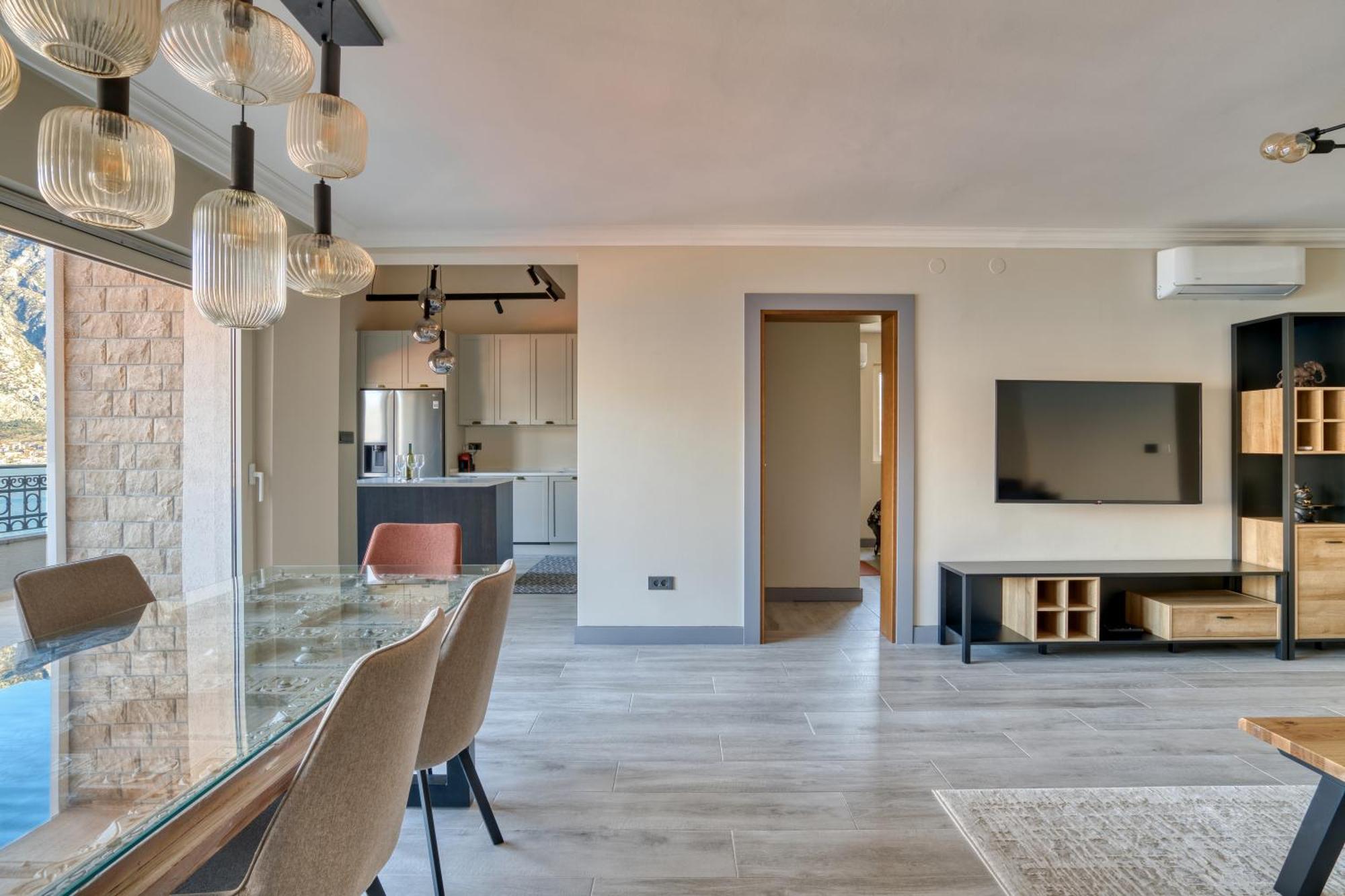 Luxurious 3-Bedroom Apartment By Mn Property コトル エクステリア 写真
